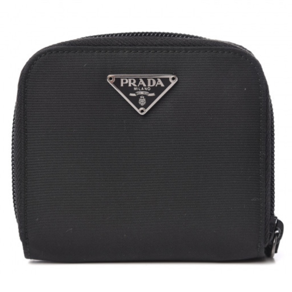 EUC Prada Tessuto Nylon Compact 90s Zip Wallet